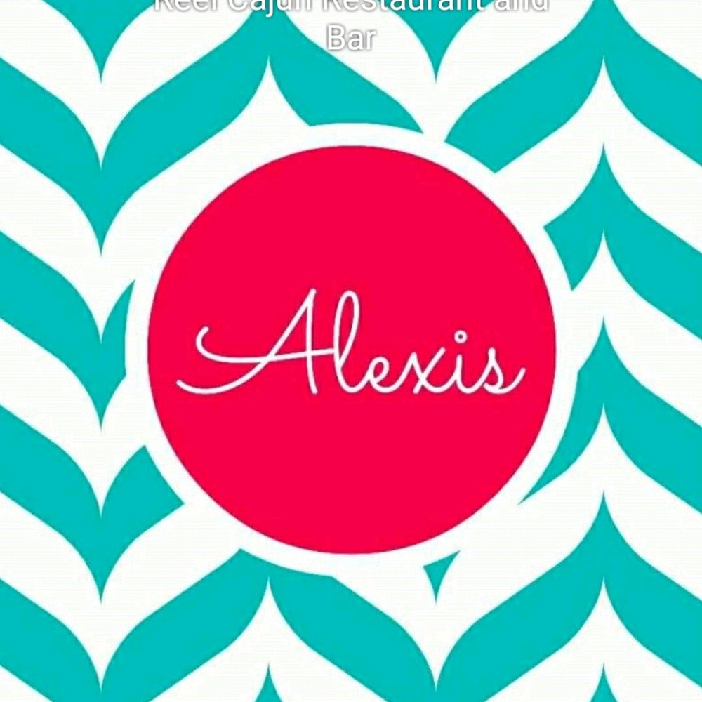 Meet your Posher, Alexis